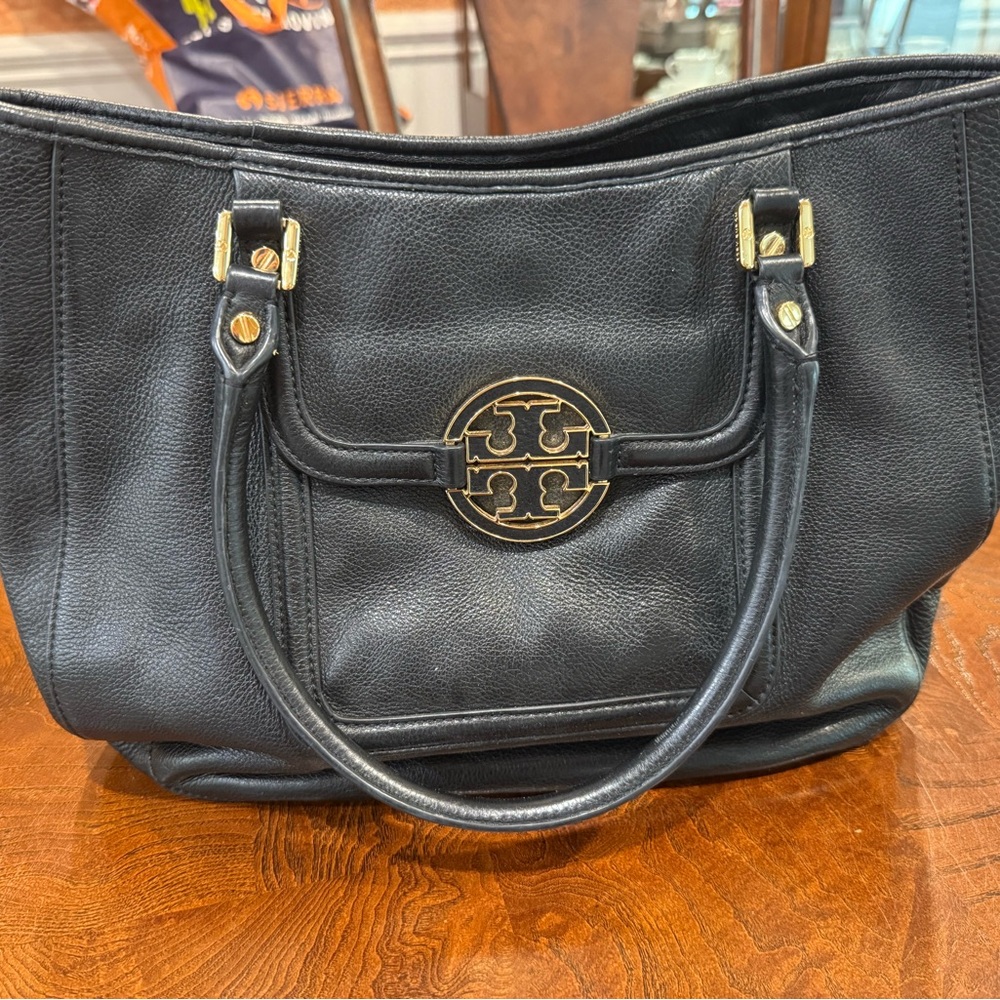 Tory Burch Black Amanda Easy Tote with Gold Accents